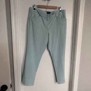 White House Black Market never worn mint women’s slacks